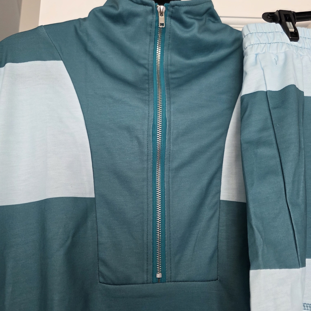 Mint/Teal Green Lounge Set - Picture 2 of 9